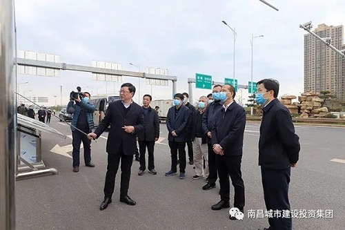 吳曉軍深入昌南大道快速路、洪都大道快速路項目現(xiàn)場調(diào)研指導(dǎo)
